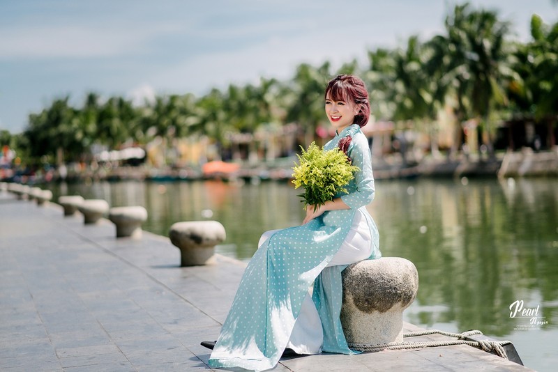 Gia Han, giong ca tru tinh Sao Mai dam tham trong ta ao dai truyen thong-Hinh-9