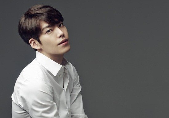 Cach nhan biet ung thu vom hong ma Kim Woo Bin mac phai