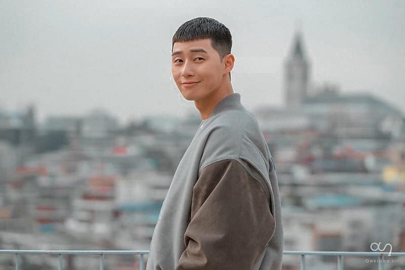 Khi sao Viet dua trend kieu toc ngo tau cua Park Seo Joon