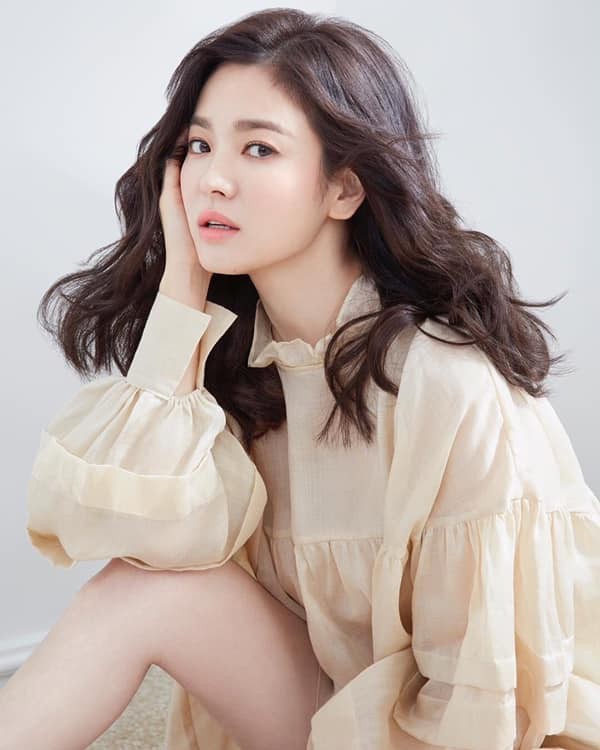 Song Hye Kyo lai xuat hien voi bo anh thoi trang sanh dieu-Hinh-11