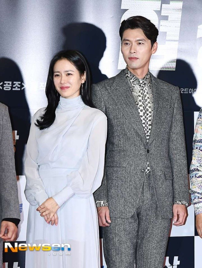 Nhung lan Hyun Bin va Son Ye Jin dien trang phuc dong dieu-Hinh-7