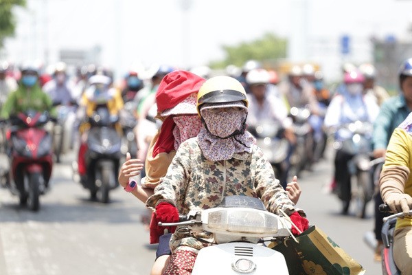 Du bao thoi tiet 4/6: Ha Noi chuan bi don dot nang nong moi