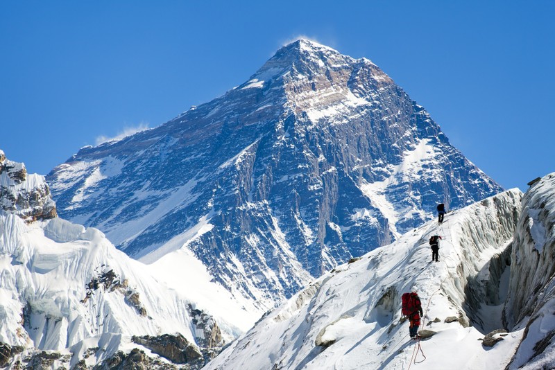 Vi sao 200 nguoi bo mang tai 'vung dat chet' Everest?-Hinh-10