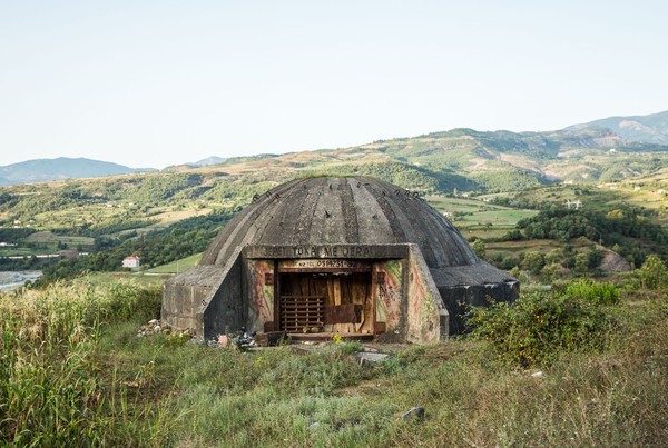 Kham pha Boongke tranh bom hat nhan cua Albania-Hinh-9