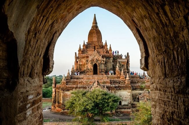 Kham pha giai thoai linh thieng nhung den chua noi tieng Myanmar-Hinh-3