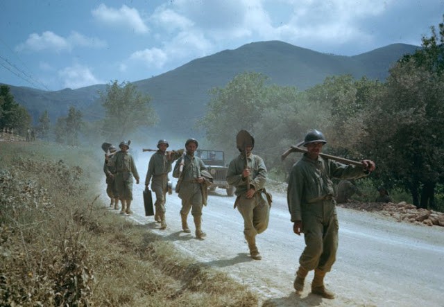 Anh hiem ve quan Dong minh chien dau tai Italy nam 1944