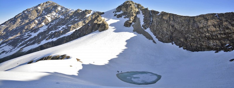 Day Himalaya co “ho cua nguoi chet” cuc rung ron-Hinh-9