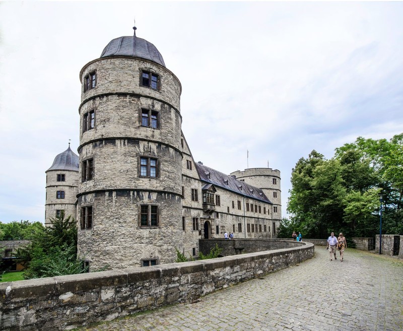Đức quốc xã chôn giấu kho báu tỷ đô ở lâu đài Wewelsburg? - Hình 10 Duc quoc xa chon giau kho bau ty do o lau dai Wewelsburg?-Hinh-10