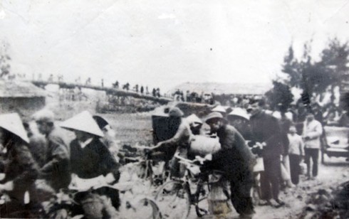 'Ha Noi - Dien Bien Phu tren khong' qua loat anh quy-Hinh-7