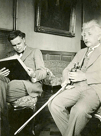 Cuoc doi bat hanh cua cac con thien tai Albert Einstein-Hinh-9