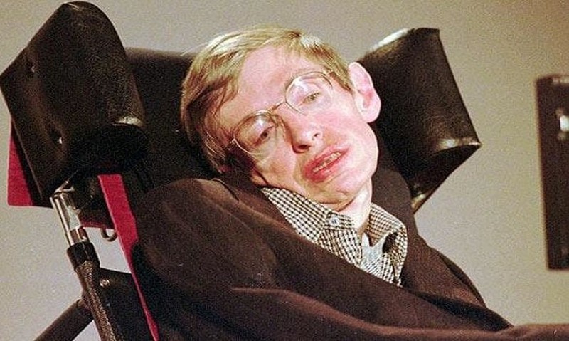 Co may thoi gian duoi goc nhin cua thien tai vat ly Stephen Hawking-Hinh-3