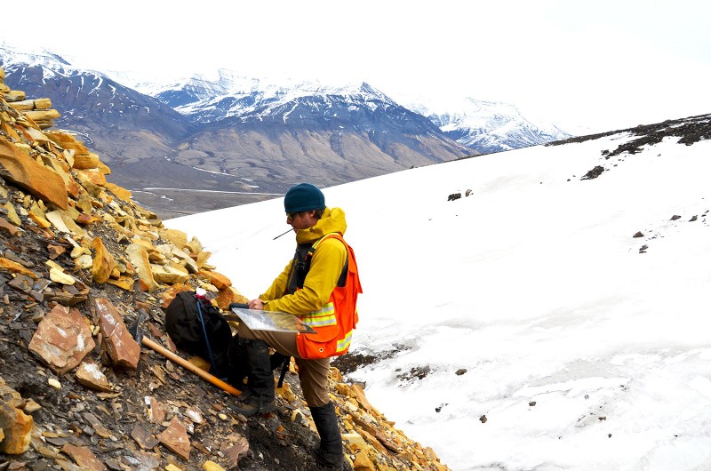 Nhieu ty phu tai tro tien cho cuoc san lung 'kho bau' o Greenland-Hinh-2