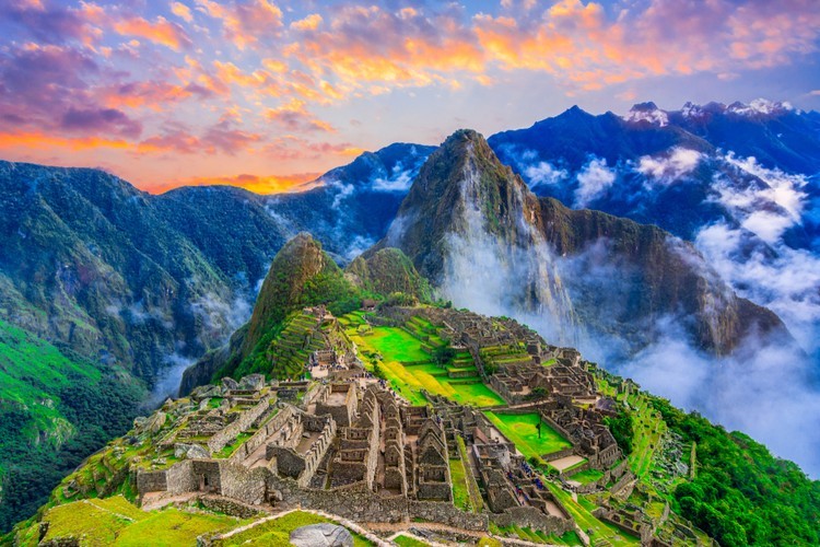 Vi sao truoc nhung tran dong dat kinh hoang, thanh dia Machu Picchu van dung vung?