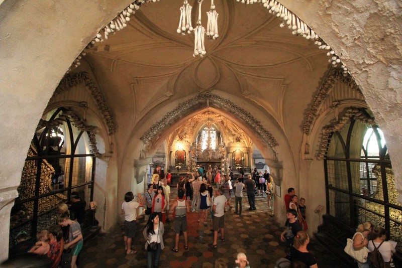 Rung Hoia Baciu, nha tho Sedlec Ossuary… la nhung diem den rung ron-Hinh-10