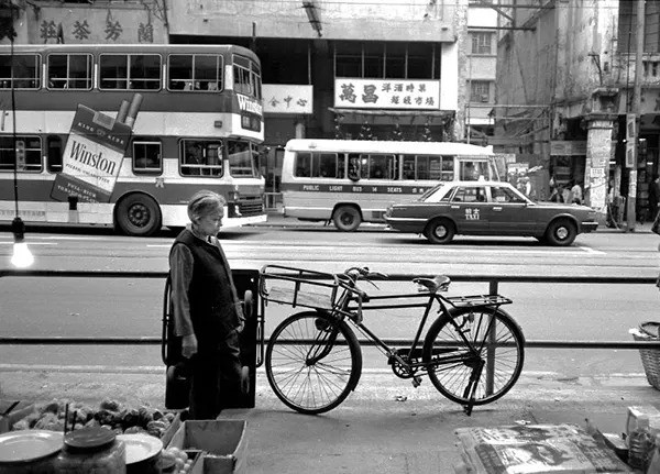 Ngam cuoc song nhon nhip o Hong Kong nam 1980-Hinh-9