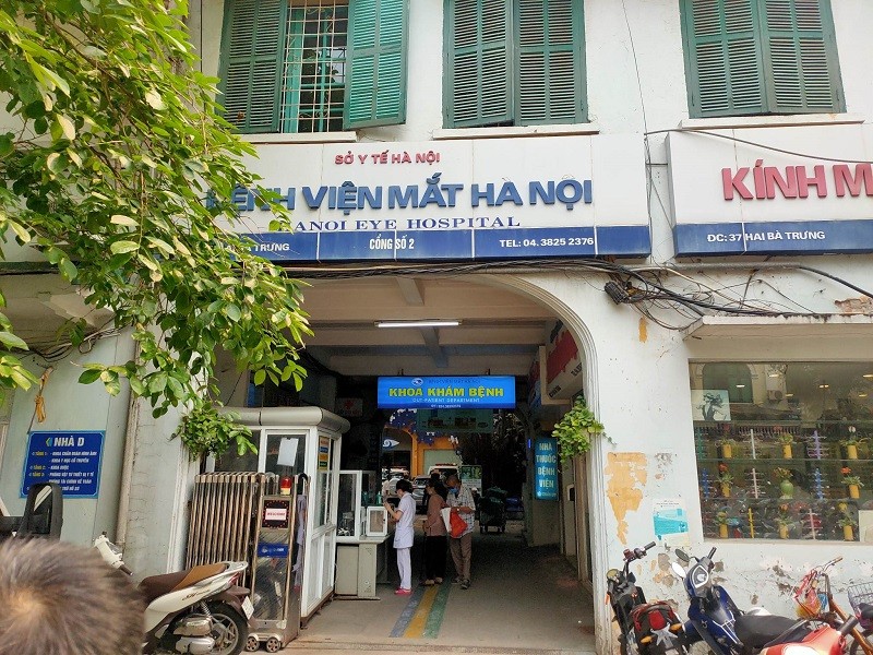 Vi sao dau thau tai Benh vien Mat Ha Noi ty le tiet kiem ngan sach thap?