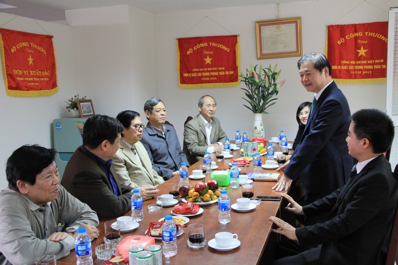 Chu tich Phan Xuan Dung: “Tong hoi Co khi Viet Nam luon khang dinh duoc tam voc”