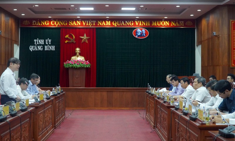 Doi ngu tri thuc dong gop cho su phat trien cua tinh Quang Binh