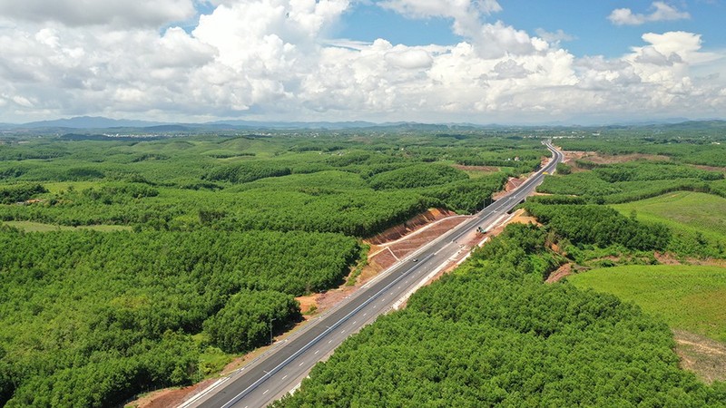 Dia phuong nao so huu tuyen cao toc dai gan 180km?-Hinh-2