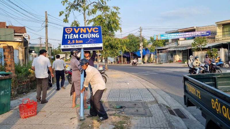 Loat bien 'VNVC TIEM CHUNG' o Quang Ngai-Hinh-2