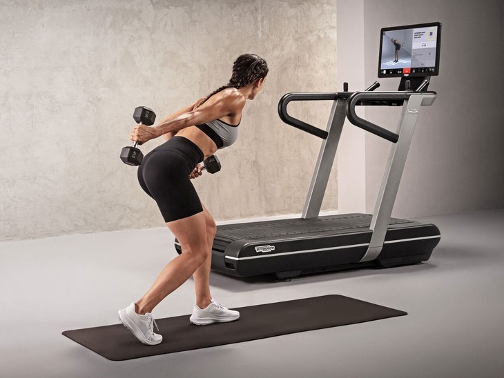 May chay bo Technogym san pham vuot troi cua tin do me chay bo-Hinh-3