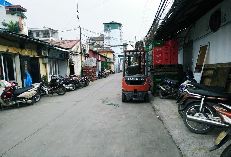 Sai pham o 460 Tran Quy Cap, Ha Noi: xay dung khong phep, o nhiem tram trong-Hinh-3