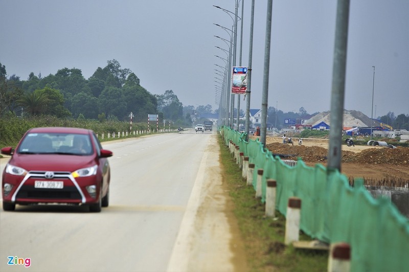 Can canh cong truong dai lo nghin ty Vinh - Cua Lo-Hinh-6