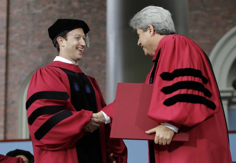 Mark Zuckerberg, tỷ phú tuổi Tý thành công nhất lịch sử - Hình 4 Mark Zuckerberg, ty phu tuoi Ty thanh cong nhat lich su-Hinh-4