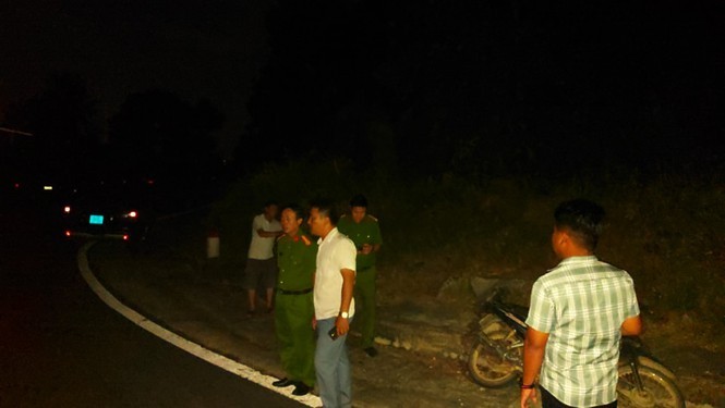 Can canh hang tram canh sat, quan doi om sung rao riet truy lung ke vuot nguc tron o deo Hai Van-Hinh-7