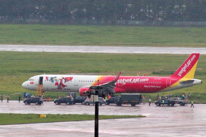 Vi sao su co bay may VietJet tai Tan Son Nhat gay thiet hai nang cho nganh hang khong?