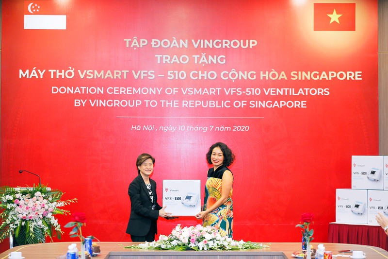 Vingroup trao tang 1.000 may tho cho Nga, Ucraina va Singapore