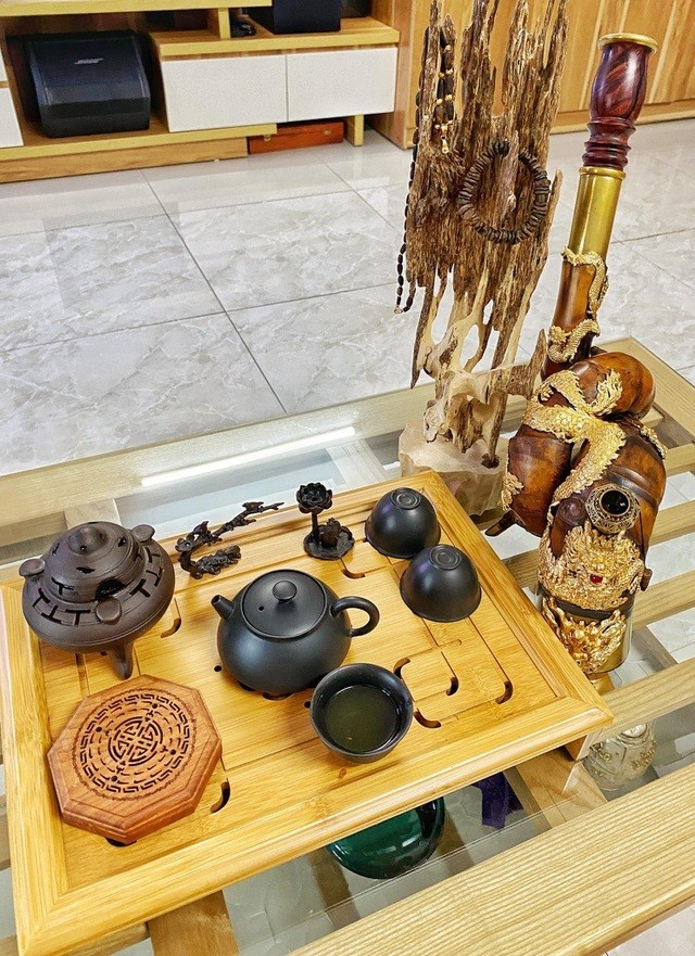 Chiếc điếu cày dát vàng, đại gia có tiền cũng không thể sở hữu - Hình 3 Chiec dieu cay dat vang, dai gia co tien cung khong the so huu-Hinh-3