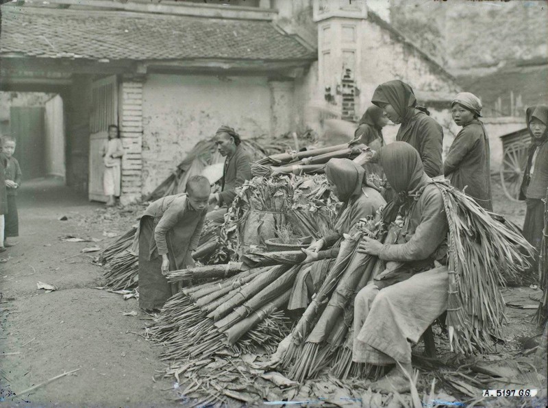 100 nam truoc, cu dan Ha Noi don Tet co truyen ra sao?-Hinh-7