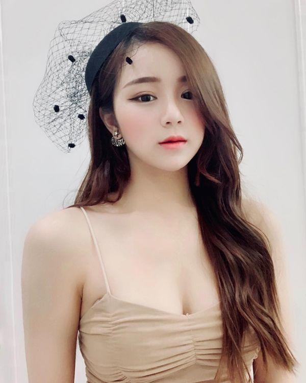 Hot girl World Cup khien cac thanh nien nhuc mat voi dieu nhay uon eo-Hinh-6