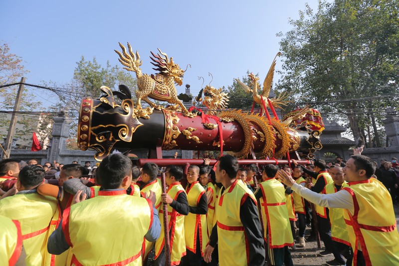 Di xem le hoi ruoc phao lang Dong Ky o Bac Ninh-Hinh-6