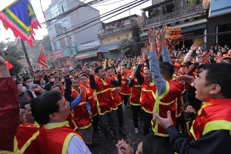 Di xem le hoi ruoc phao lang Dong Ky o Bac Ninh-Hinh-8