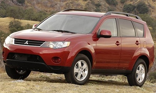 Vi sao Mitsubishi Viet Nam trieu hoi o at xe Outlander?