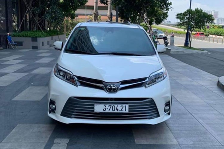 Toyota Sienna da qua su dung gia 4,3 ty o Sai Gon-Hinh-3