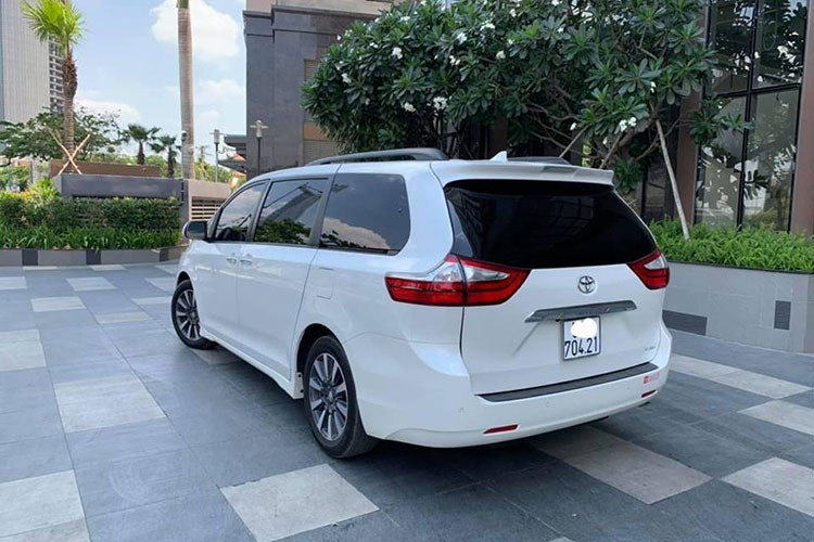 Toyota Sienna da qua su dung gia 4,3 ty o Sai Gon-Hinh-5