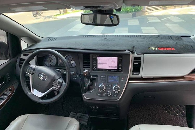 Toyota Sienna da qua su dung gia 4,3 ty o Sai Gon-Hinh-6