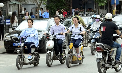 Lieu co quy dinh phai co bang lai khi dieu khien xe may, xe dap dien ?-Hinh-3