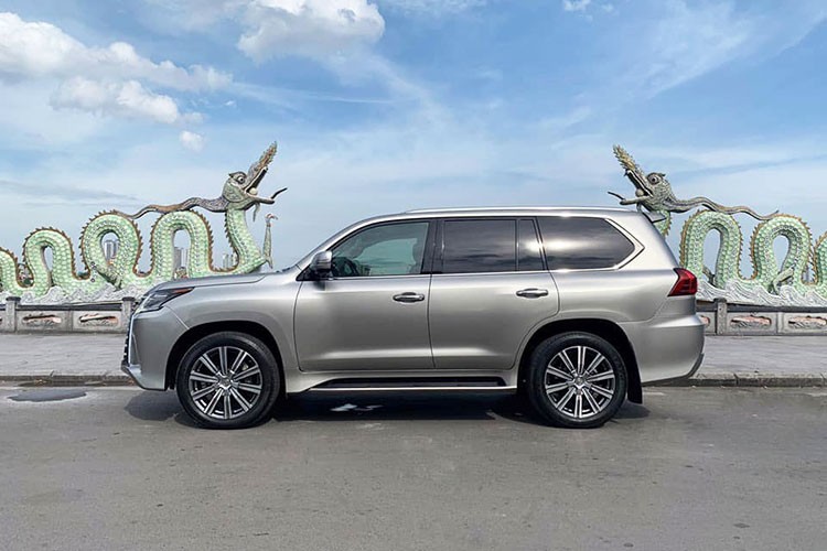 Can canh Lexus LX570 dung chan nhung ban van hon 7 ty-Hinh-2