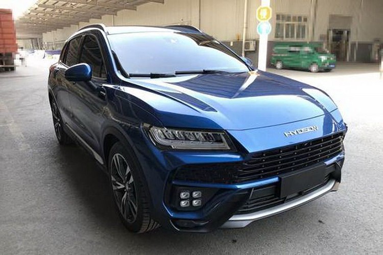 Can canh sieu SUV Lamborghini Urus nhai co gia chi 355 trieu dong-Hinh-7