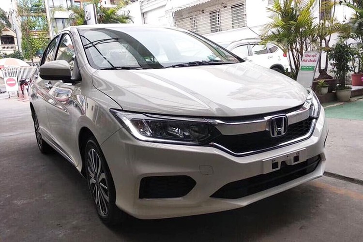 Ngam Honda City E gia chi 529 trieu