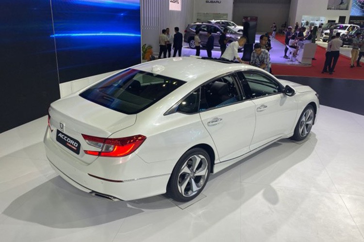 Can canh Honda Accord 2019 tu 1,32 ty o Viet Nam-Hinh-9