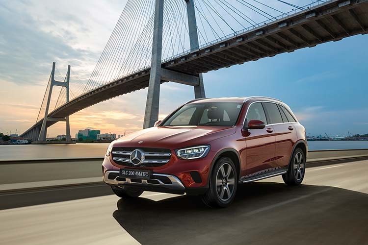 Mercedes-Benz GLC 200 tu 1,749 ty tai Viet Nam co gi thu hut?