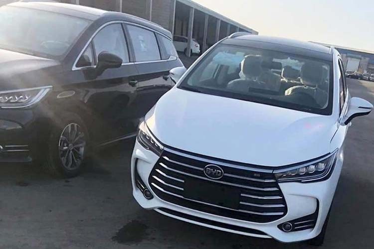 Chiêm ngưỡng 'xe Tàu' BYD 7 chỗ dưới 600 triệu tại Việt Nam - Hình 2 Chiem nguong 'xe Tau' BYD 7 cho duoi 600 trieu tai Viet Nam-Hinh-2