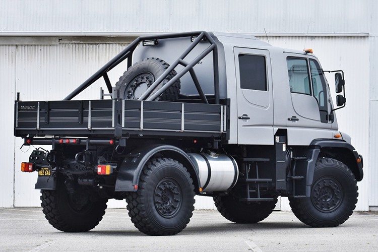 Rao ban Mercedes Unimog U500 2004 cuc hiem gia 8,6 ty dong-Hinh-4