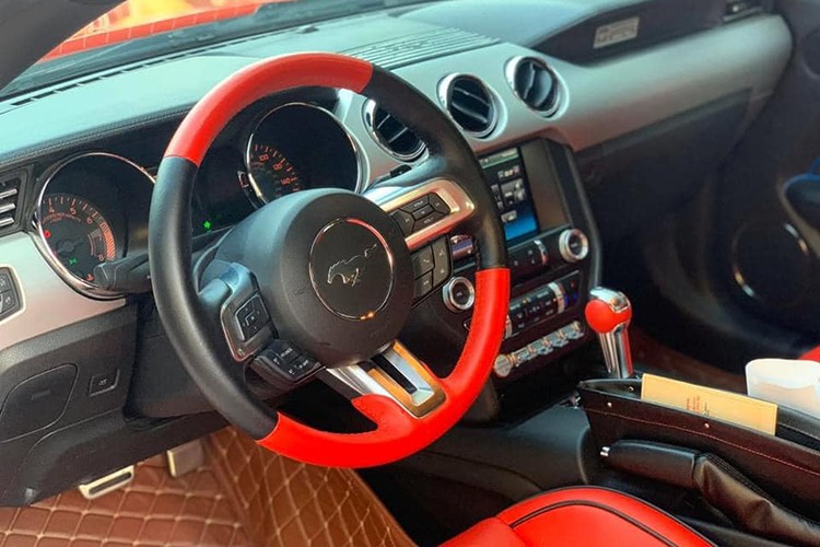 Dân chơi Bắc Giang rao bán Ford Mustang hơn 1 tỷ đồng - Hình 6 Dan choi Bac Giang rao ban Ford Mustang hon 1 ty dong-Hinh-6