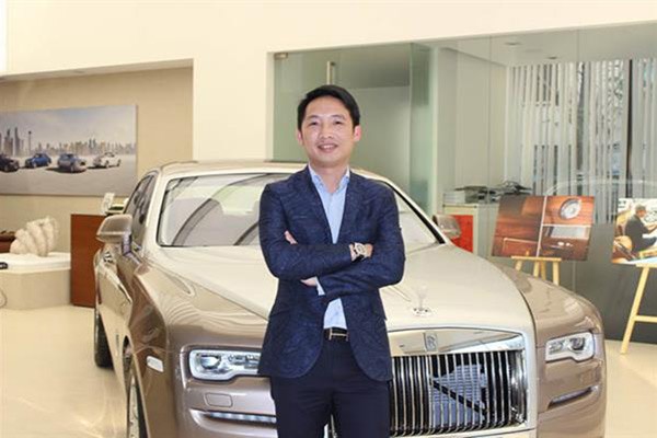 Dai ly Rolls-Royce chinh hang tai Ha Noi chinh thuc dong cua